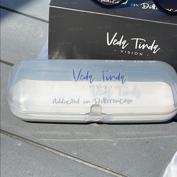 Tortoise Cat-Eye Sunglasses with UV Protection NWB - Picture 5 of 5